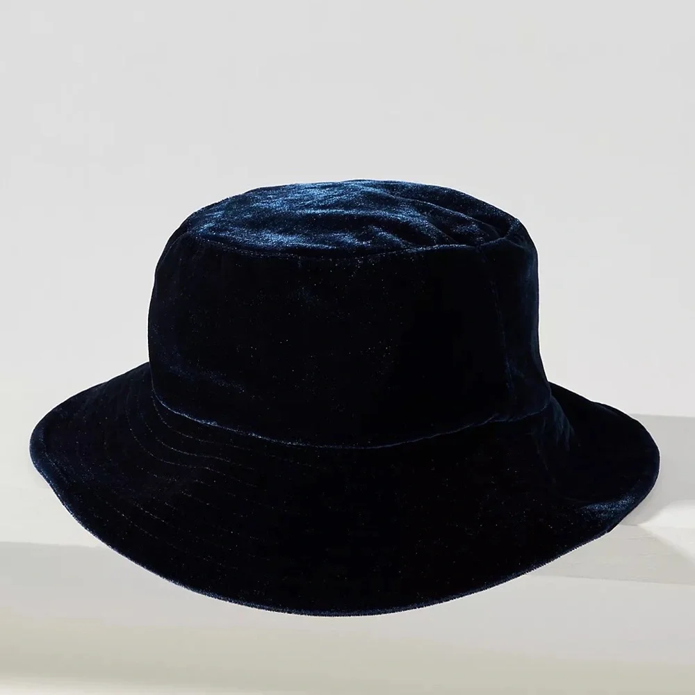 Velvet Bucket Hat-NAVY